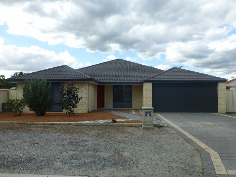 32 Reigate Street, Gosnells WA 6110