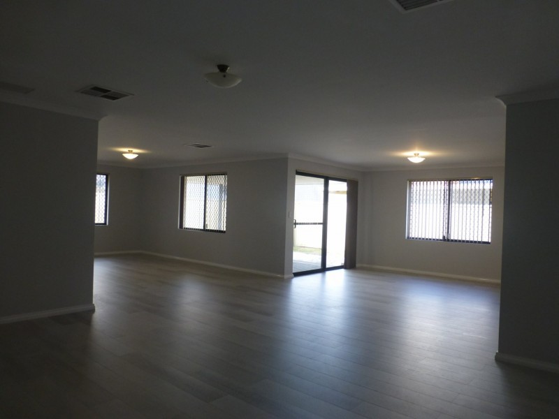 32 Reigate Street, Gosnells WA 6110