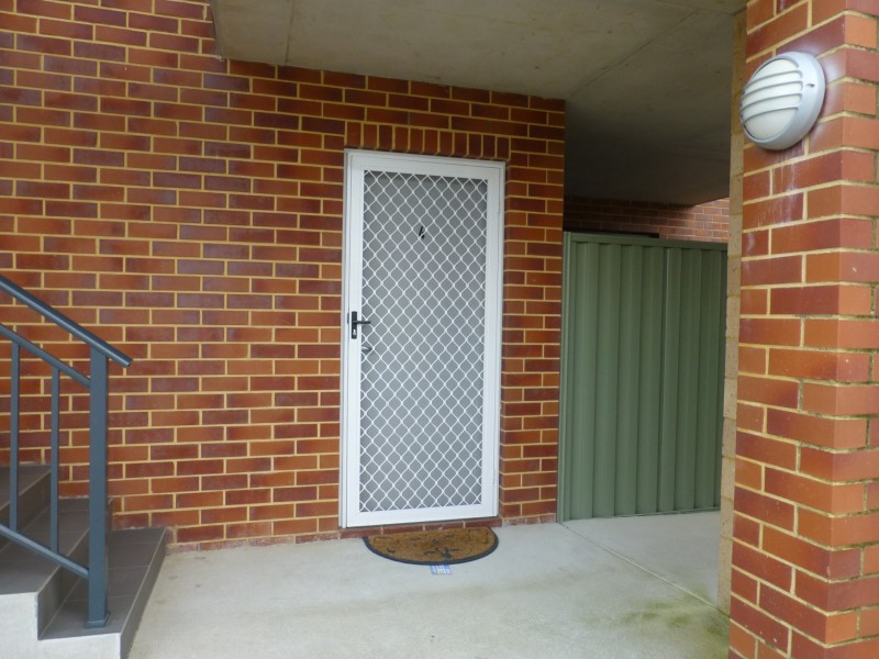 Unit 4/55 Wheatley Street, Gosnells WA 6110
