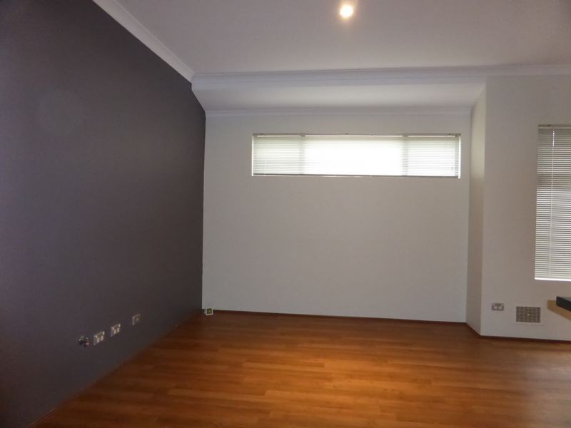 37 Magdalen Loop, Piara Waters WA 6112