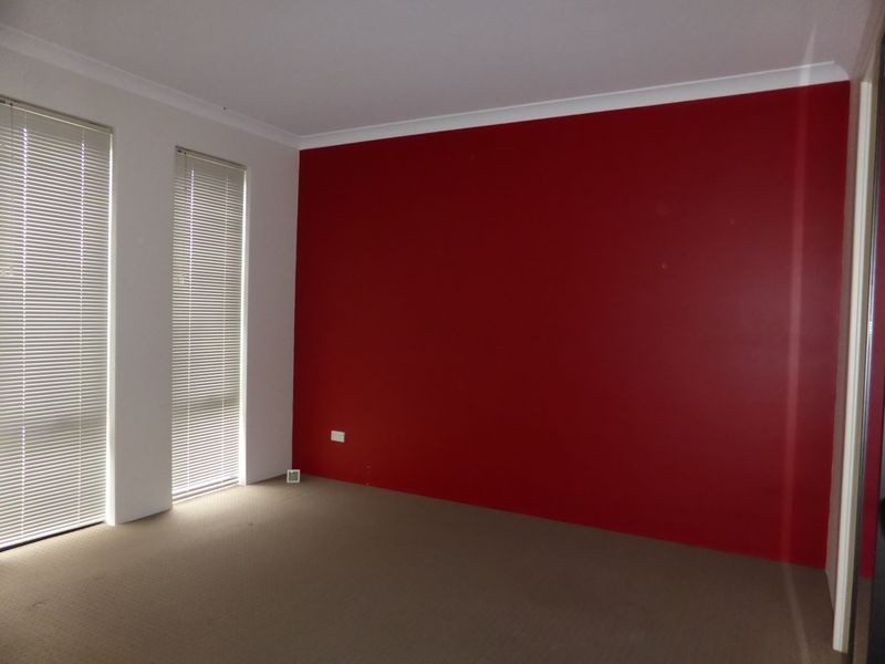 37 Magdalen Loop, Piara Waters WA 6112