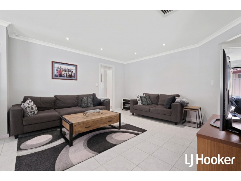 24 Solway Green, Canning Vale WA 6155