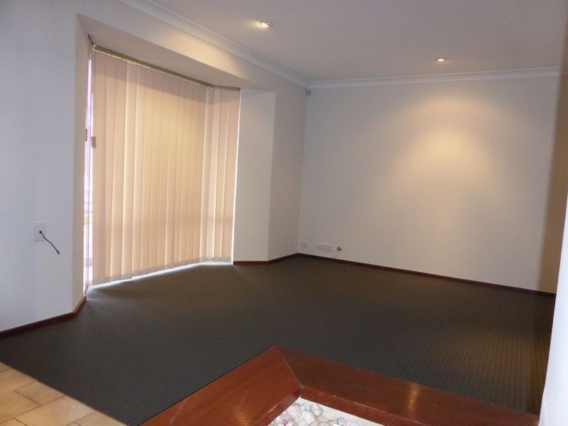 12 Majestic Court, Thornlie WA 6108