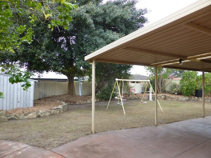 12 Majestic Court, Thornlie WA 6108