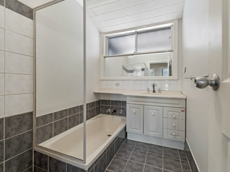 9 Brett Place, Gosnells WA 6110