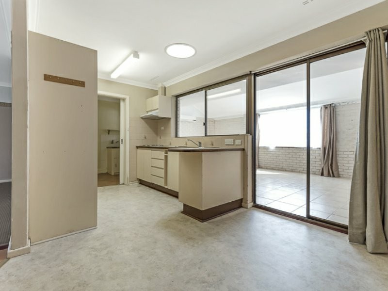 9 Brett Place, Gosnells WA 6110