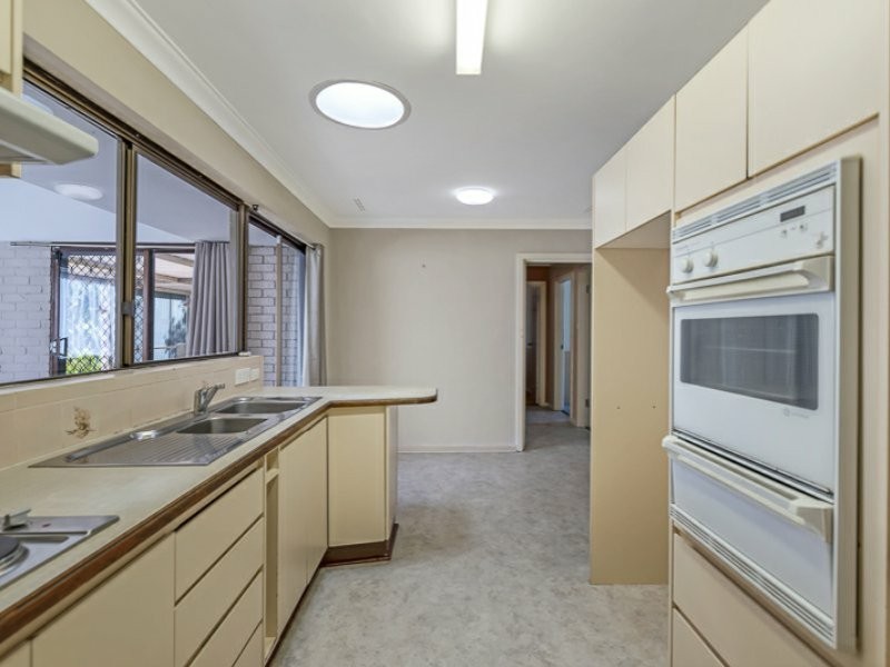 9 Brett Place, Gosnells WA 6110