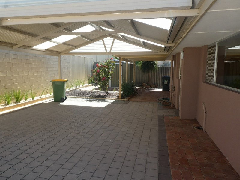 99 Spring Road, Thornlie WA 6108