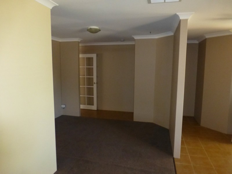 7 Boronia Court, Thornlie WA 6108