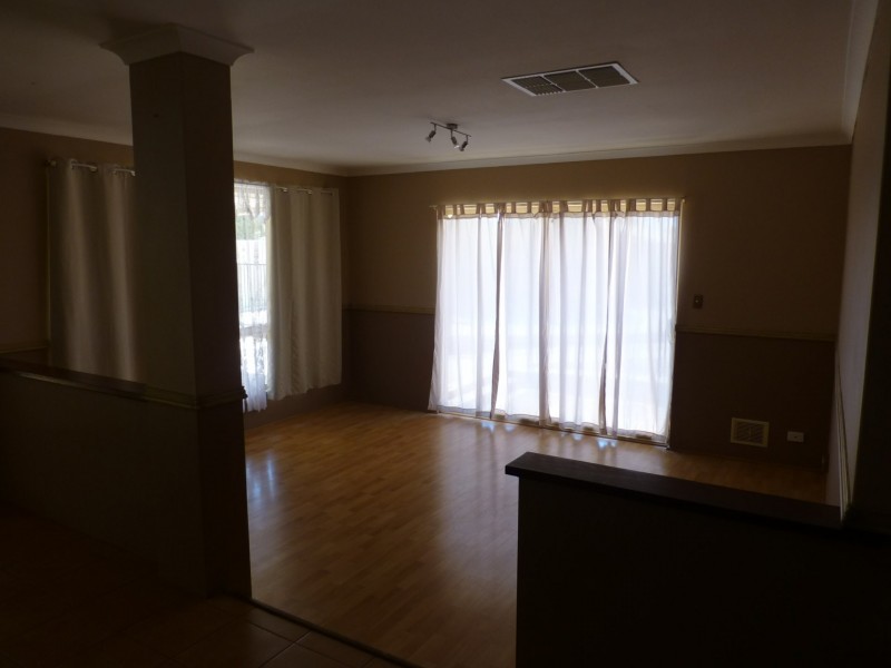 7 Boronia Court, Thornlie WA 6108