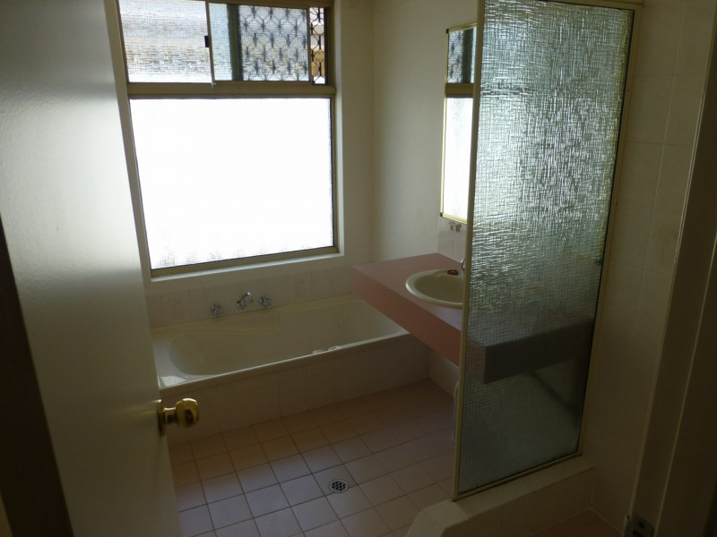 7 Boronia Court, Thornlie WA 6108