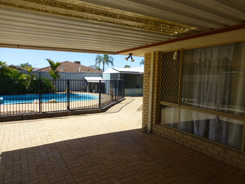 7 Boronia Court, Thornlie WA 6108