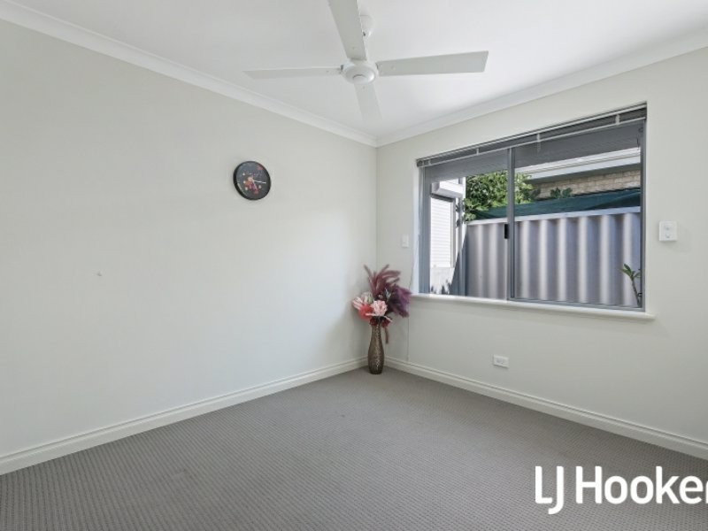 21 Kingsway Gardens, Canning Vale WA 6155