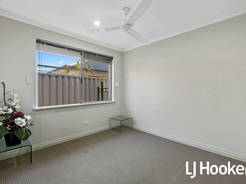 21 Kingsway Gardens, Canning Vale WA 6155