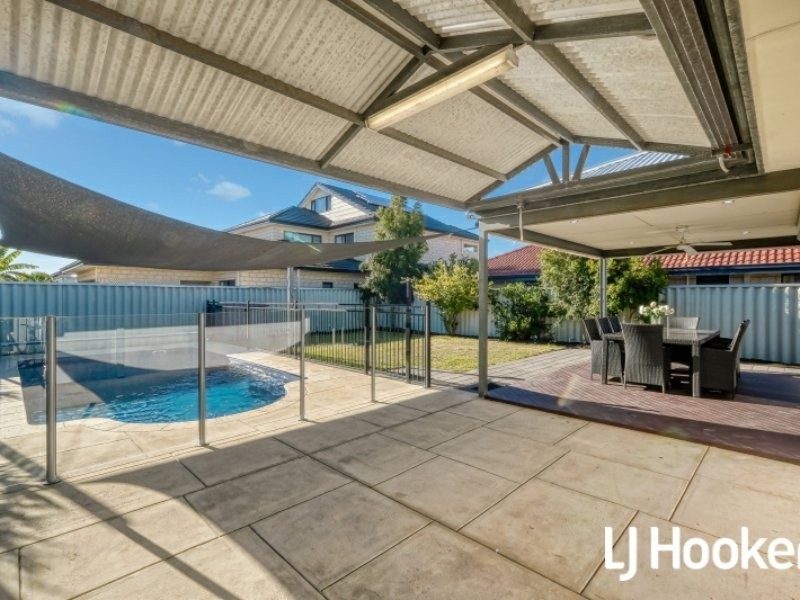 21 Kingsway Gardens, Canning Vale WA 6155