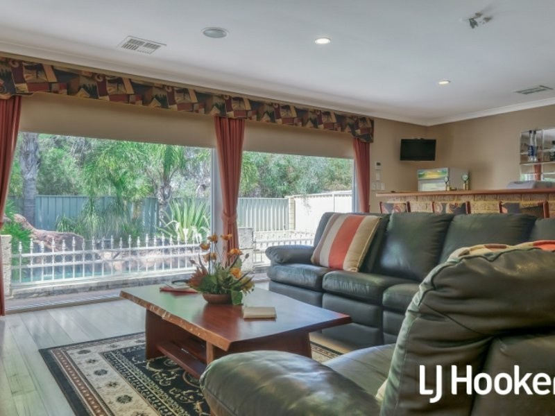 38 Molloy Circuit, Atwell WA 6164