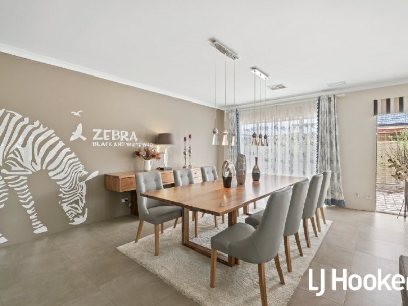 11 Packenham Promenade, Canning Vale WA 6155