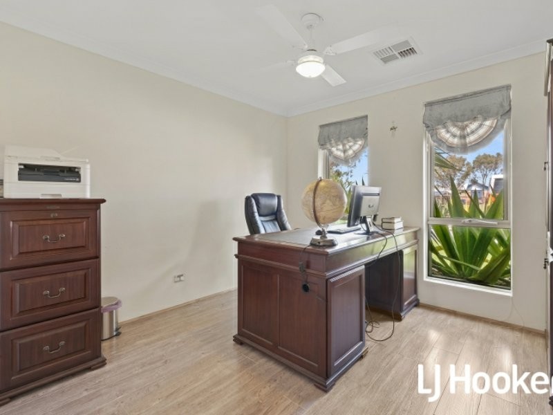 11 Packenham Promenade, Canning Vale WA 6155