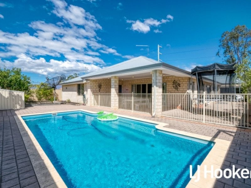 11 Packenham Promenade, Canning Vale WA 6155