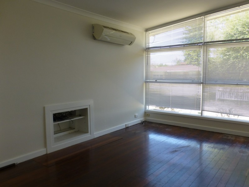 20 Kenmare Avenue, Thornlie WA 6108