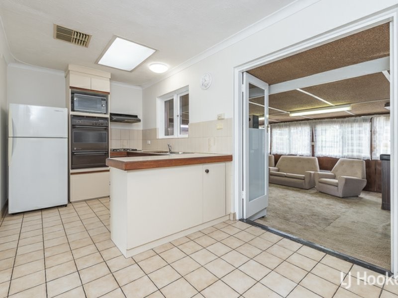 40 Probert Road, Thornlie WA 6108