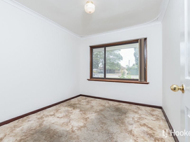 40 Probert Road, Thornlie WA 6108