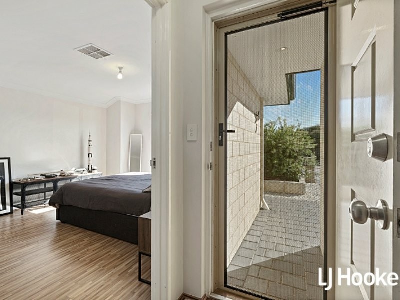 15 Ballycastle Loop, Canning Vale WA 6155