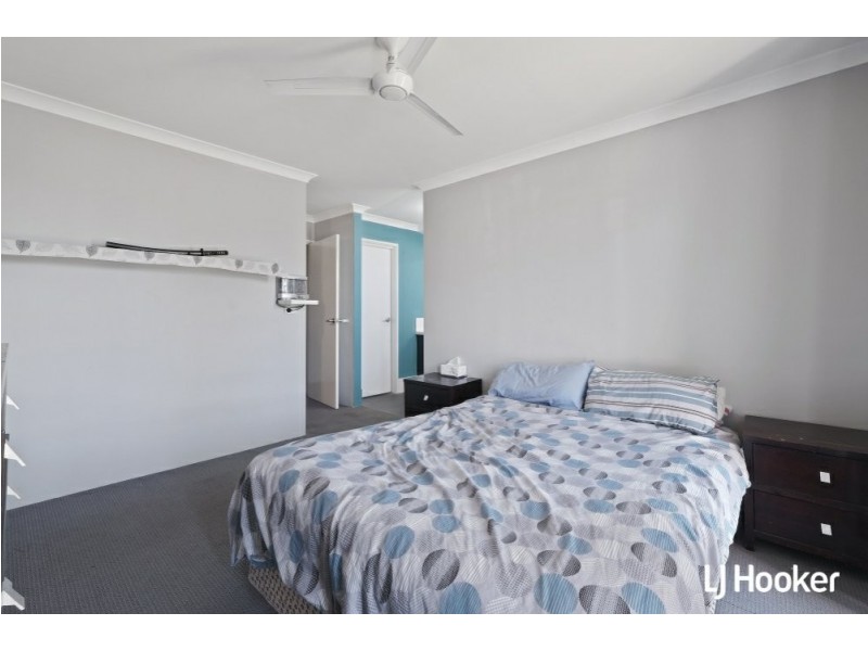 22 Vermont Grove, Wellard WA 6170