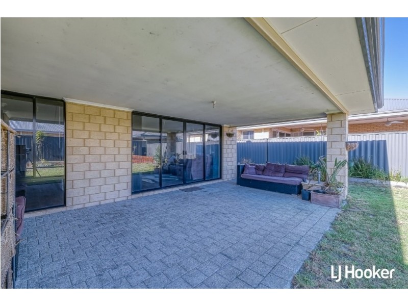 22 Vermont Grove, Wellard WA 6170