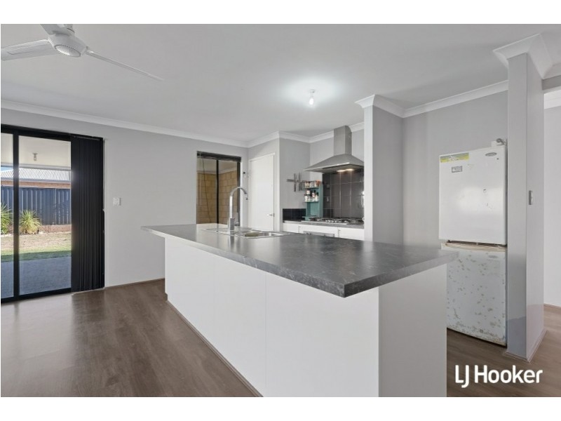 22 Vermont Grove, Wellard WA 6170