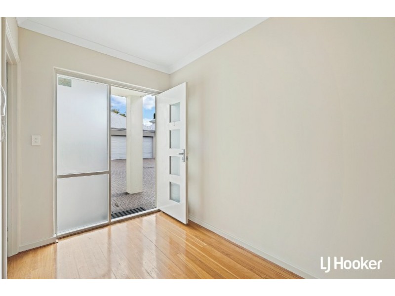 1E St Albans Promenade, Canning Vale WA 6155