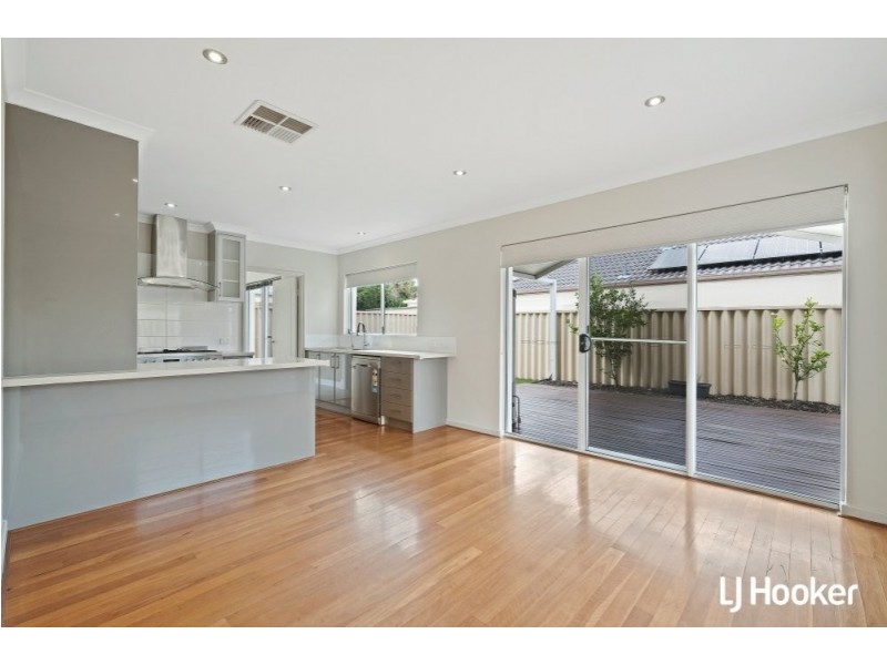1E St Albans Promenade, Canning Vale WA 6155