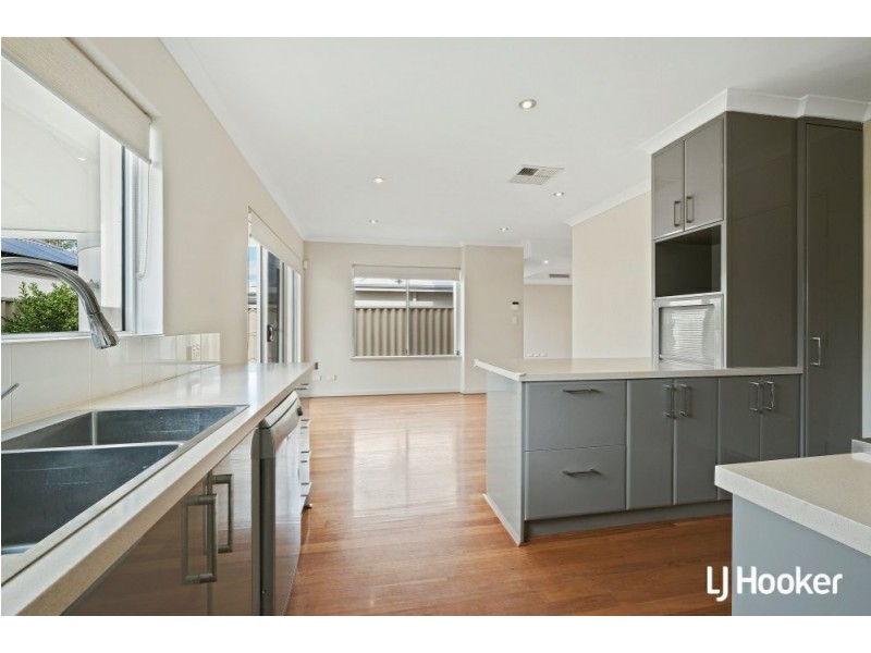 1E St Albans Promenade, Canning Vale WA 6155