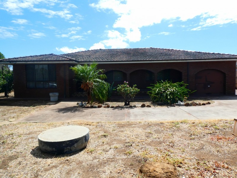 10 Attfield Street, Maddington WA 6109