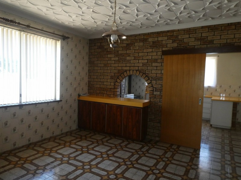 10 Attfield Street, Maddington WA 6109