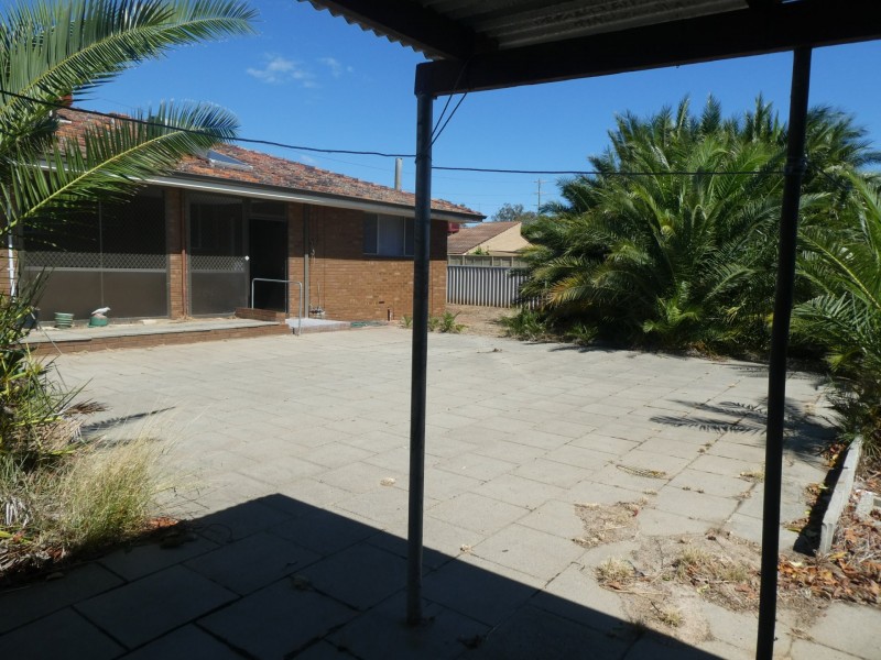10 Attfield Street, Maddington WA 6109