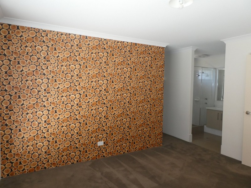 15 Munday Avenue, Brookdale WA 6112