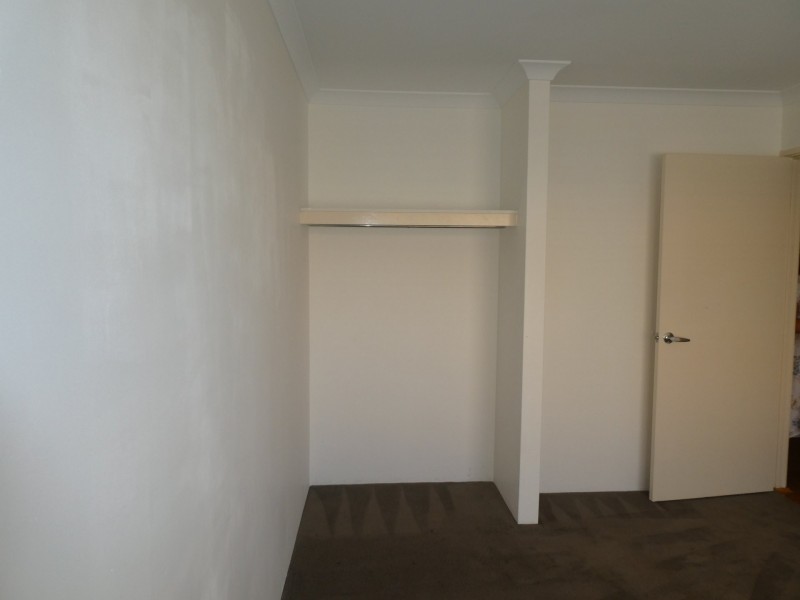 15 Munday Avenue, Brookdale WA 6112