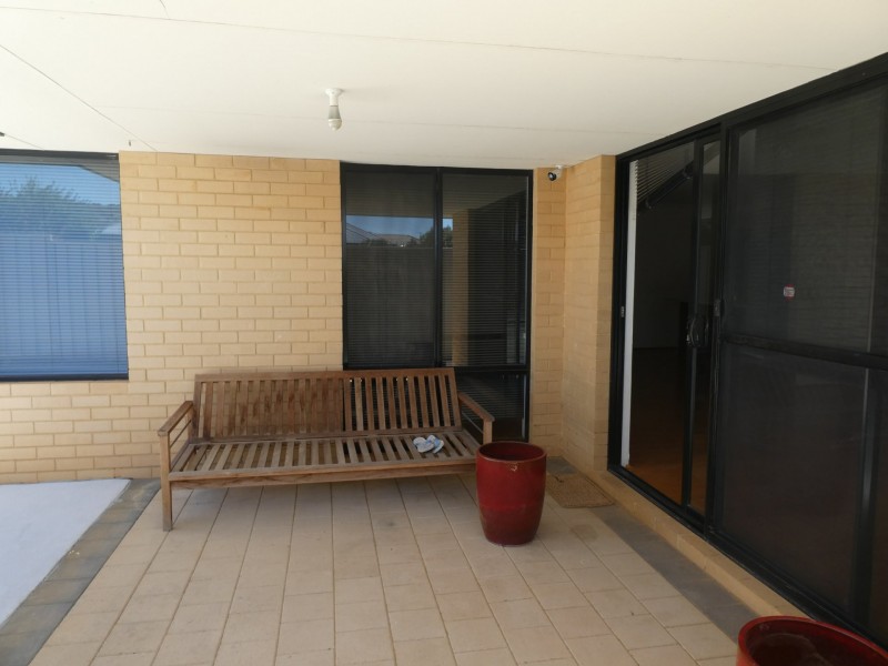 15 Munday Avenue, Brookdale WA 6112