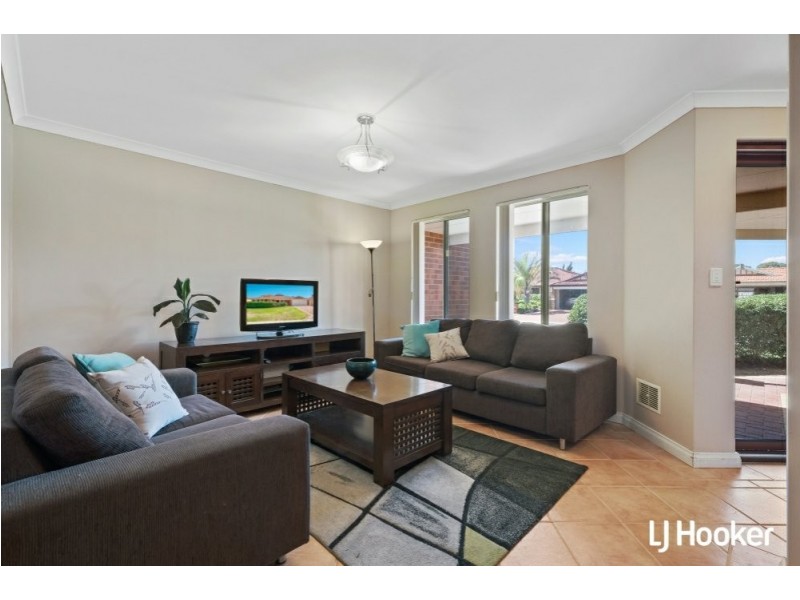22 Ashridge Turn, Canning Vale WA 6155