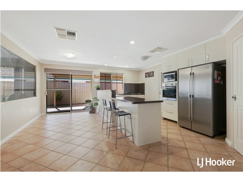 22 Ashridge Turn, Canning Vale WA 6155