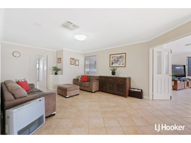 22 Ashridge Turn, Canning Vale WA 6155