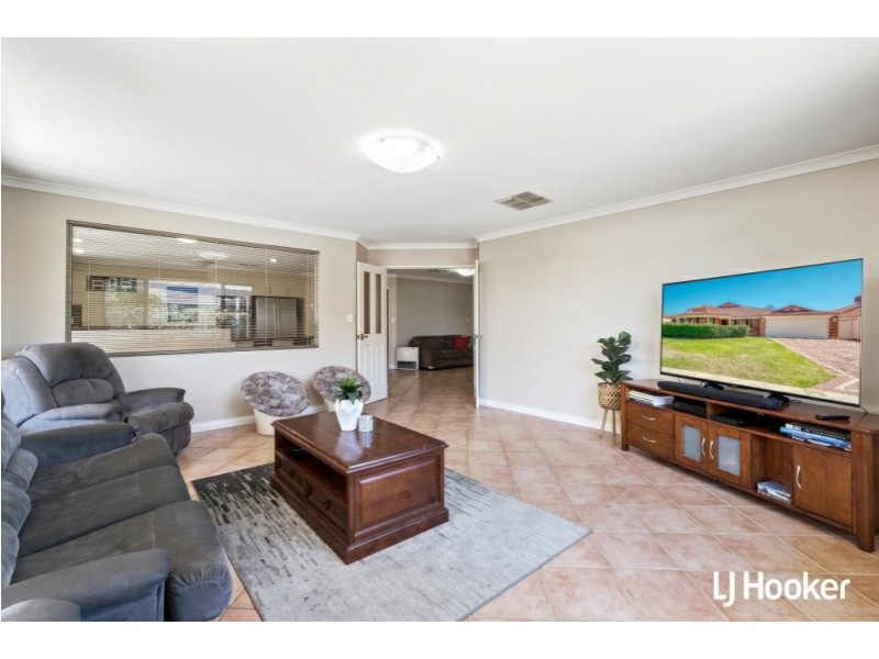 22 Ashridge Turn, Canning Vale WA 6155