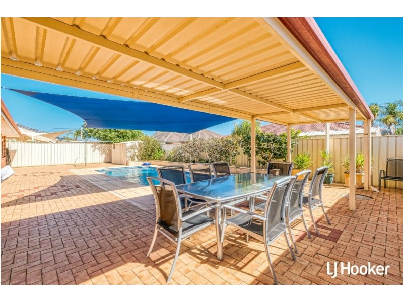 22 Ashridge Turn, Canning Vale WA 6155