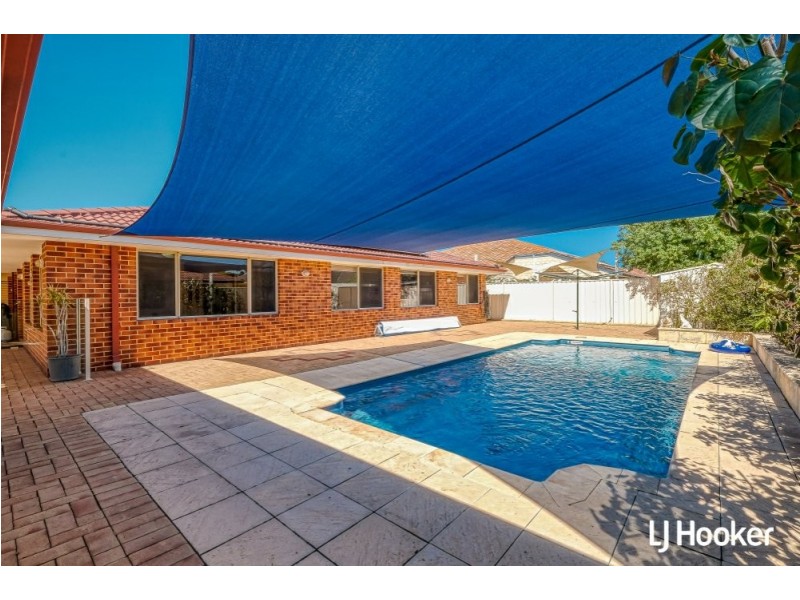 22 Ashridge Turn, Canning Vale WA 6155