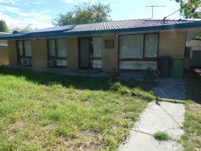 30 Tenterden Way, Gosnells WA 6110