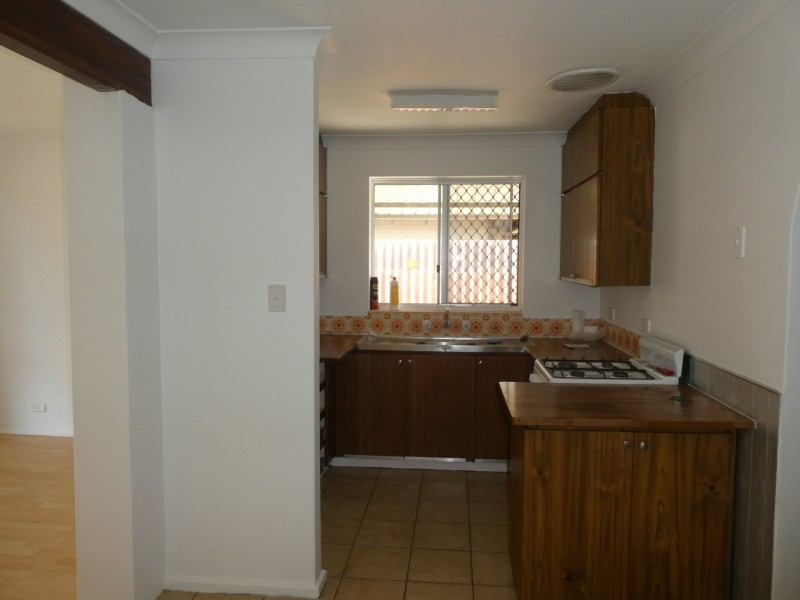 1 McAlister Place, Thornlie WA 6108