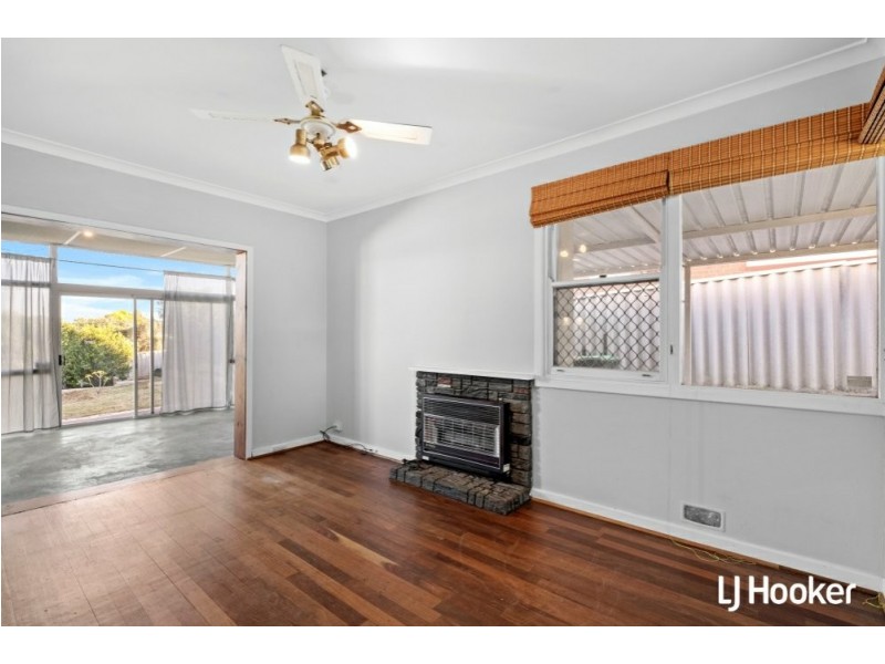 247 Winterfold Road, Coolbellup WA 6163