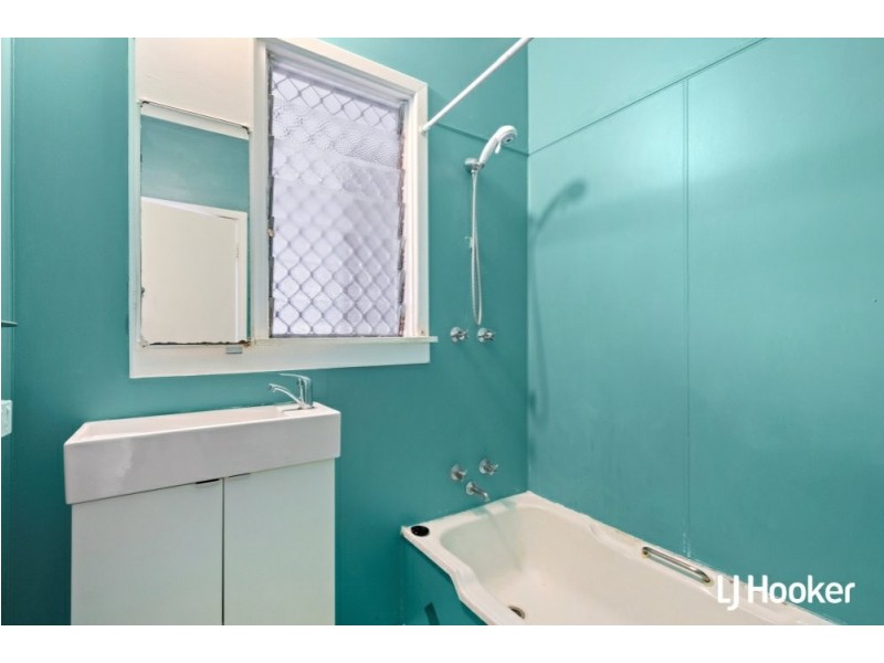 247 Winterfold Road, Coolbellup WA 6163