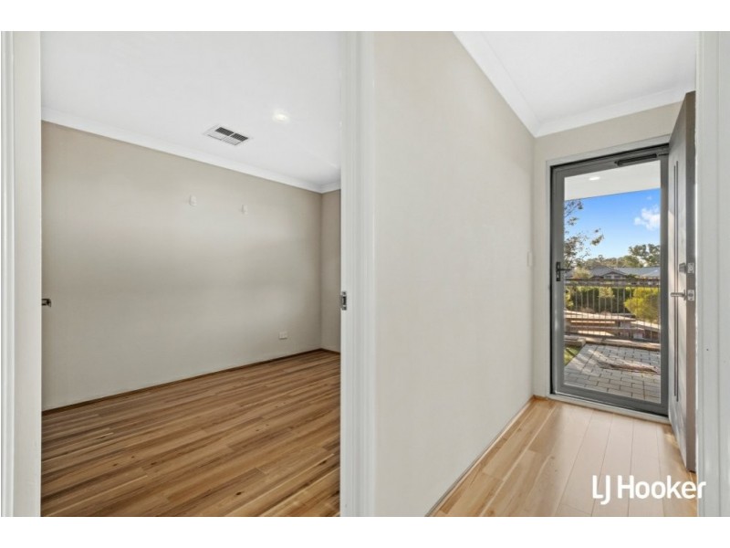 11 Mears Way, Hilbert WA 6112